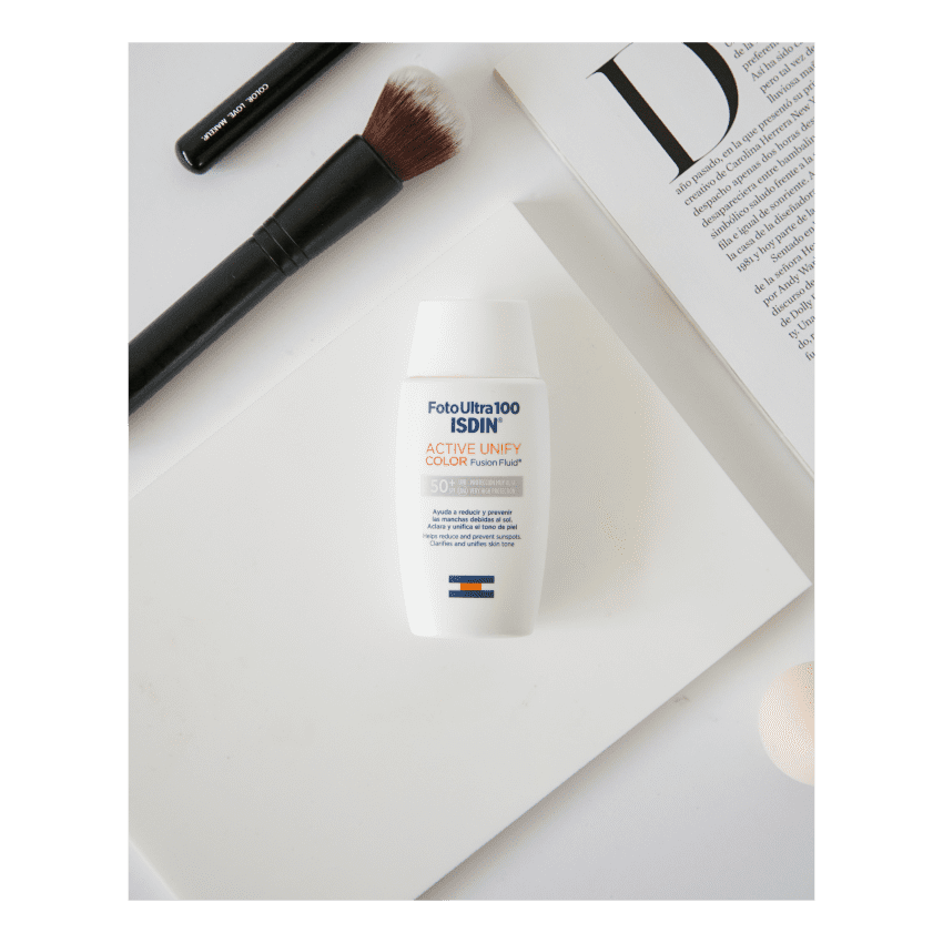 ISDIN FOTO ULTRA ACTIVE UNIFY FUSION FLUID COLOR- LOÇÃO CLAREADORA DE MANCHAS 50ML 