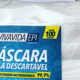 MÁSCARA DESCARTÁVEL TRIPLA VIVAVIDA COM 100 UNIDADES